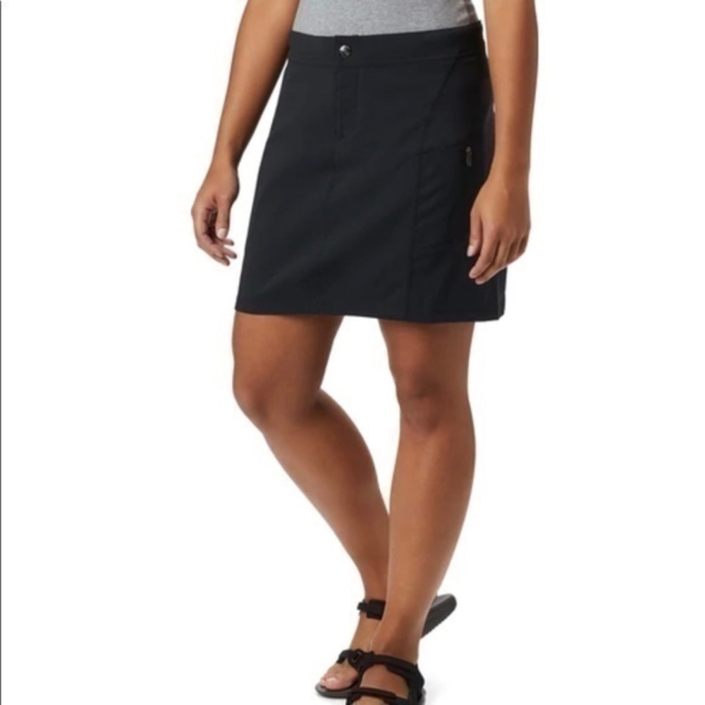Columbia Omni Shield Black Skort -  Size 16